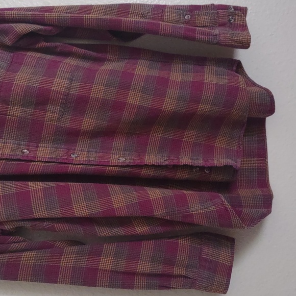SLIGHTLY USED CAMBRIDGE CLASSICS LONG SLEEVE PLAID SIZE SMALL 100%COTTON - Picture 7 of 12